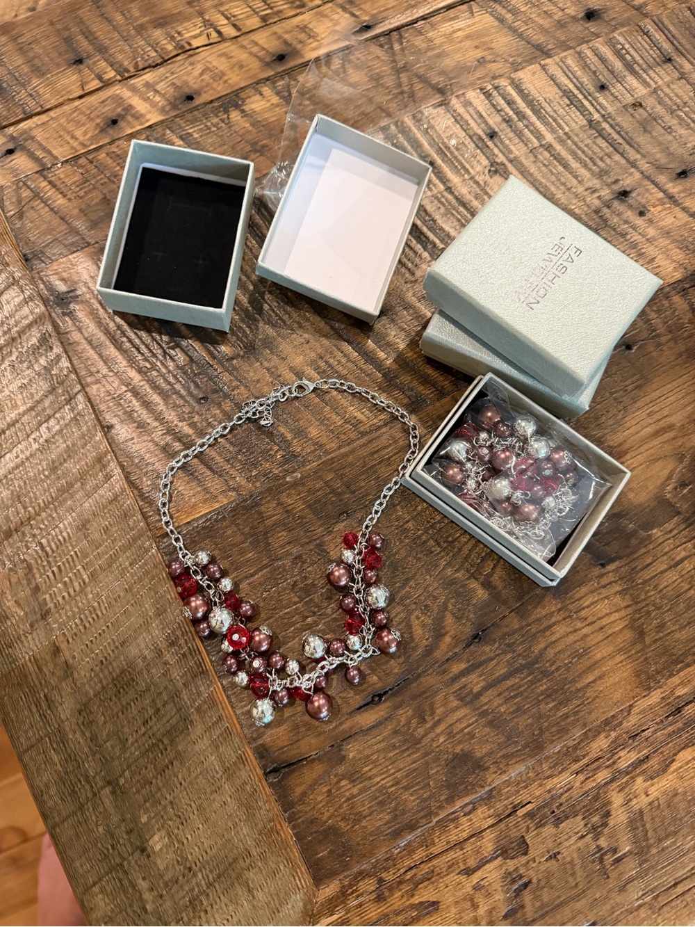 Fashion Jewelry Burgundy and Silver Cluster Beaded Necklace